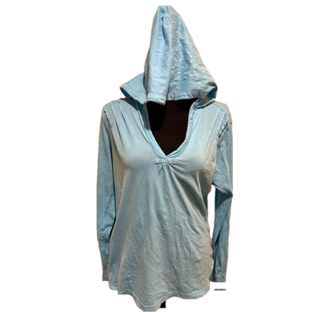 LIGHT BLUE FLORAL COLUMBIA LONG SLEEVE HOODED TOP